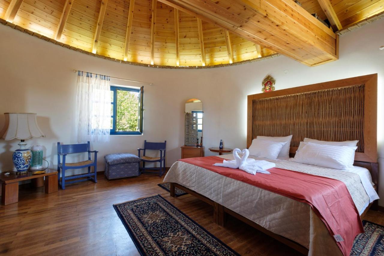 Villa Spyridoula Studios On The Beach Сидарион Экстерьер фото