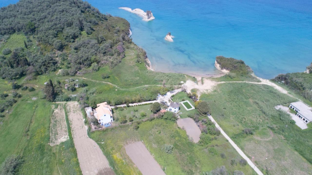 Villa Spyridoula Studios On The Beach Сидарион Экстерьер фото